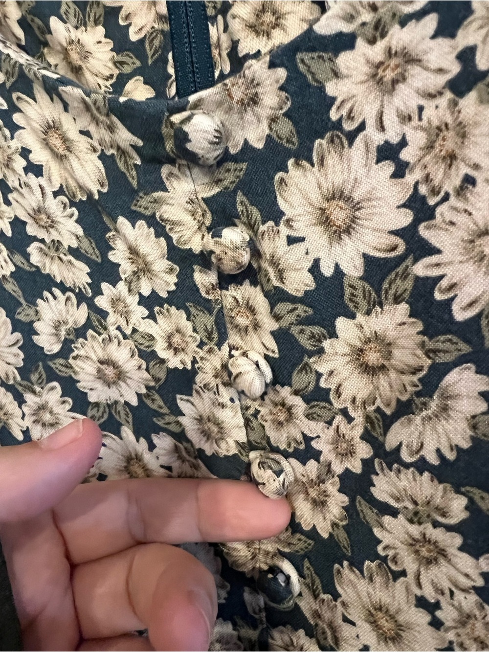 Compagnie Internationale Express Teal Floral Romper with Cream Daisy Print - Picture 4 of 9